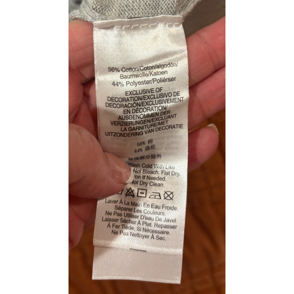 DKNY Women’s Gray Turtleneck Sweater with Sequined Pocket Size MEDIUM Holiday - Picture 6 of 8